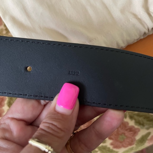 ❌SOLD❌Gorgeous Louis Vuitton Monogram Belt that’s in excellent condition! - Picture 14 of 16